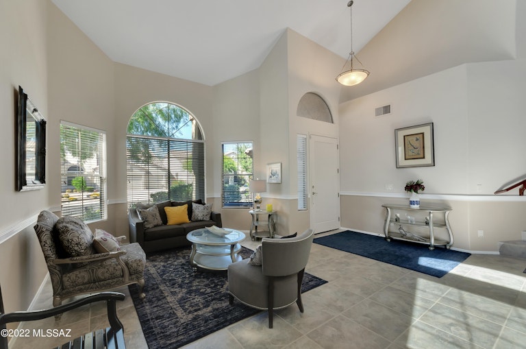 Photo 6 of 34 - 249 W Milbrae Springs Dr, Oro Valley, AZ 85755