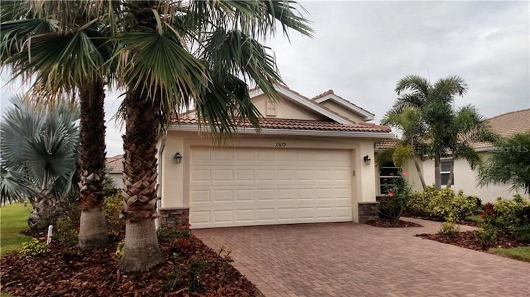 Photo 13 of 25 - 11679 Anhinga Ave, Venice, FL 34292