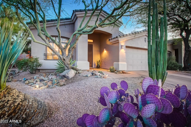 Photo 1 of 57 - 5051 E Robin Ln, Phoenix, AZ 85054
