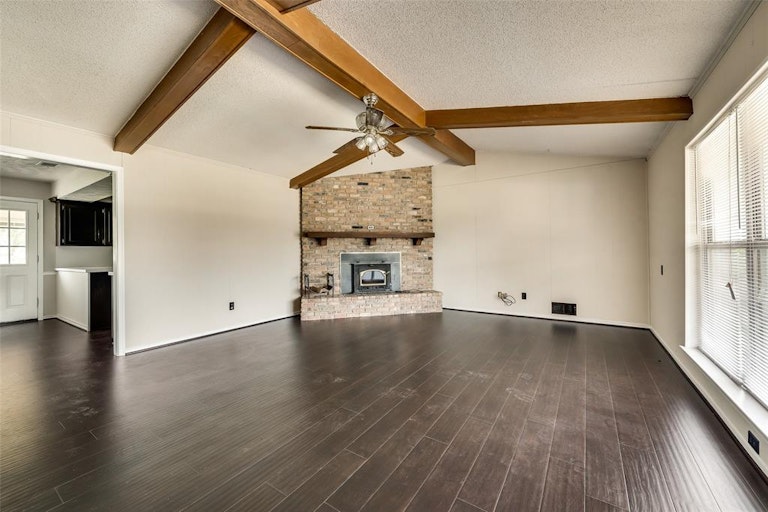 Photo 7 of 26 - 13 Lee Dr, Rockwall, TX 75032