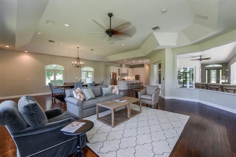 Photo 5 of 25 - 799 Capistrano Dr, Nokomis, FL 34275