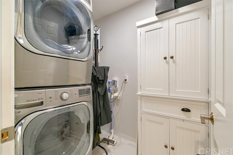 Photo 27 of 31 - 8335 Grenoble St #30, Sunland, CA 91040