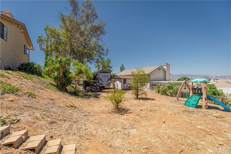 Photo 51 of 61 - 14380 Moonridge Dr, Riverside, CA 92503