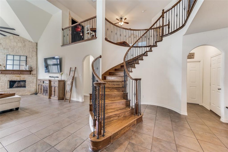 Photo 16 of 35 - 2604 Stallions Ln, Celina, TX 75009