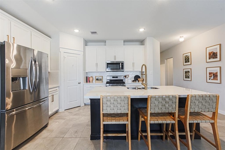 Photo 8 of 17 - 23026 Briarstone Harbor Trl, Katy, TX 77493