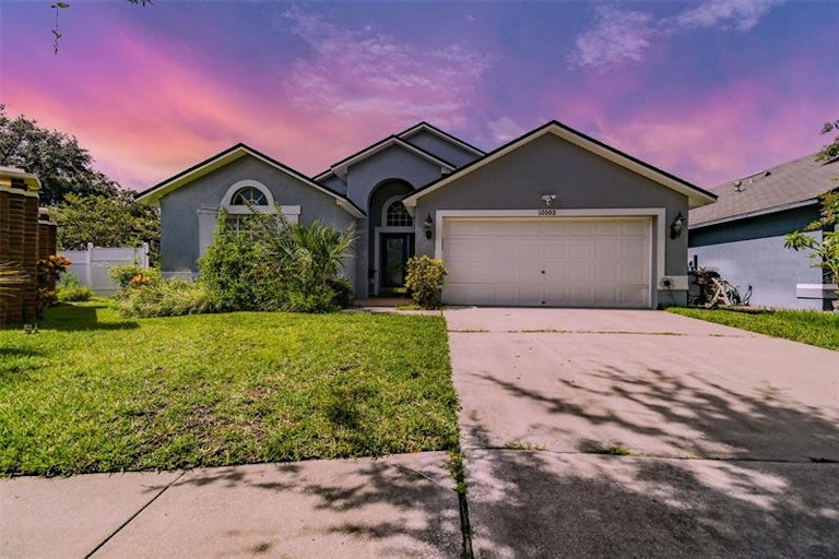Photo 2 of 59 - 10102 Somersby Dr, Riverview, FL 33578