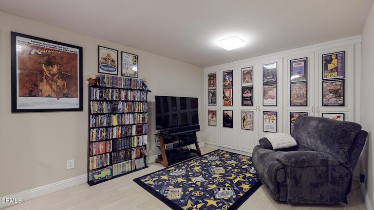 Photo 39 of 53 - 1743 Camino De Villas, Burbank, CA 91501