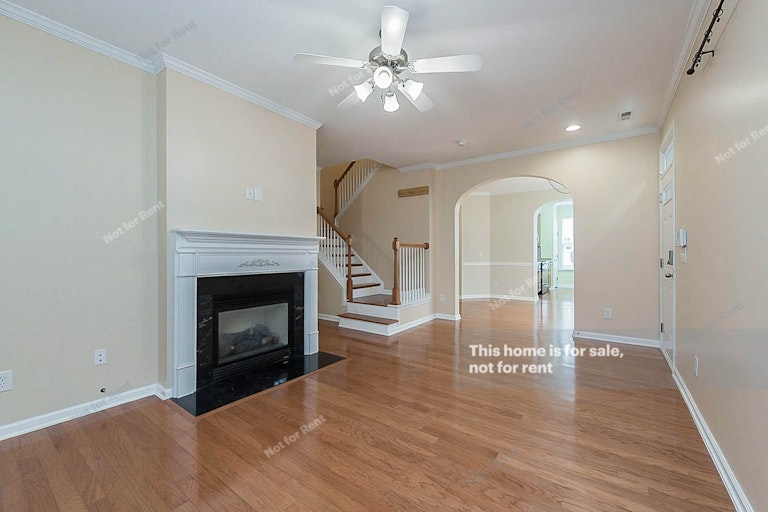 Photo 10 of 20 - 2317 Putters Way, Raleigh, NC 27614