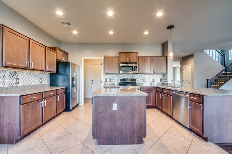 Photo 4 of 34 - 21486 E Domingo Rd, Queen Creek, AZ 85142