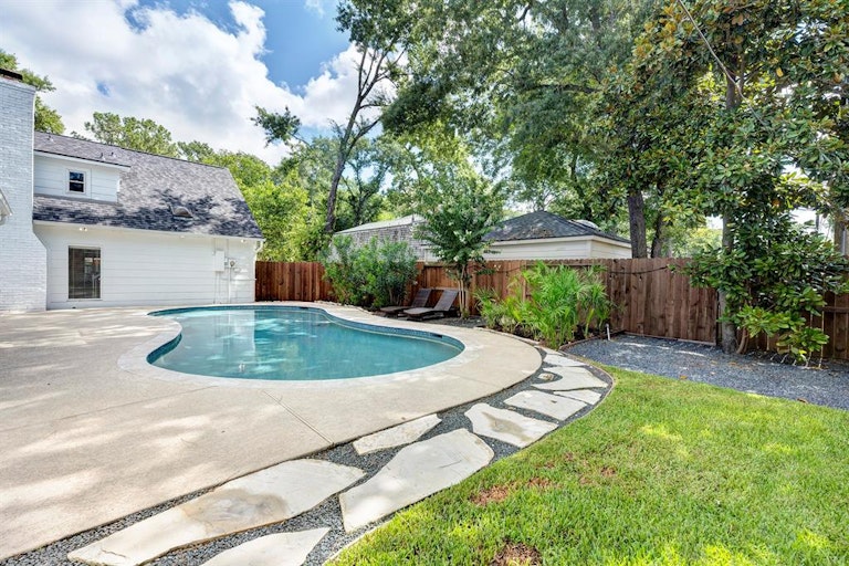 Photo 31 of 34 - 13519 Westport Ln, Houston, TX 77079