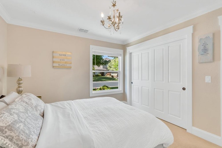 Photo 29 of 44 - 9245 Laguna Lake Way, Elk Grove, CA 95758