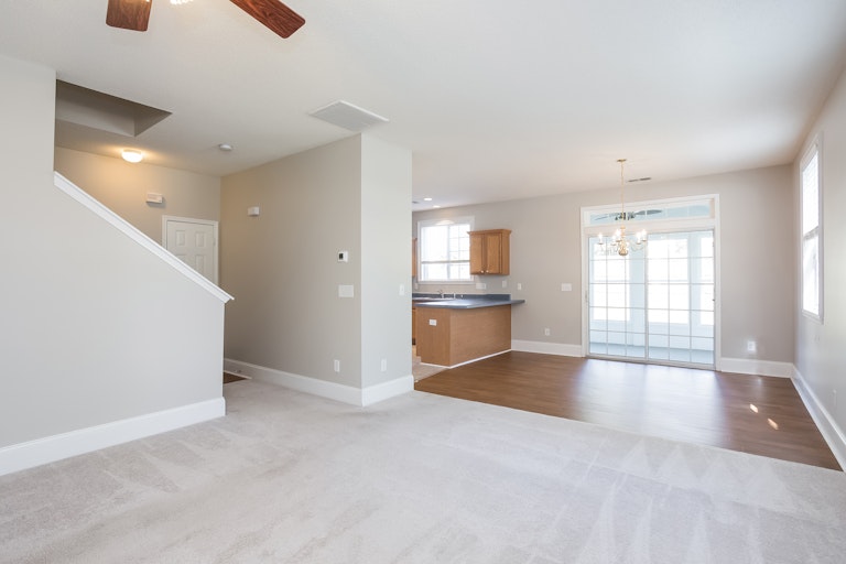 Photo 4 of 25 - 113 Trayesan Dr, Holly Springs, NC 27540
