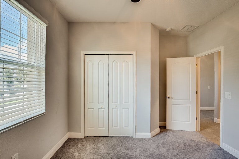 Photo 23 of 29 - 12104 Rambling Stream Dr, Riverview, FL 33579
