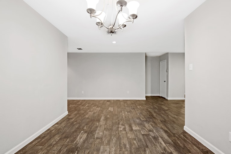 Photo 13 of 29 - 816 San Miguel Trl, Haslet, TX 76052