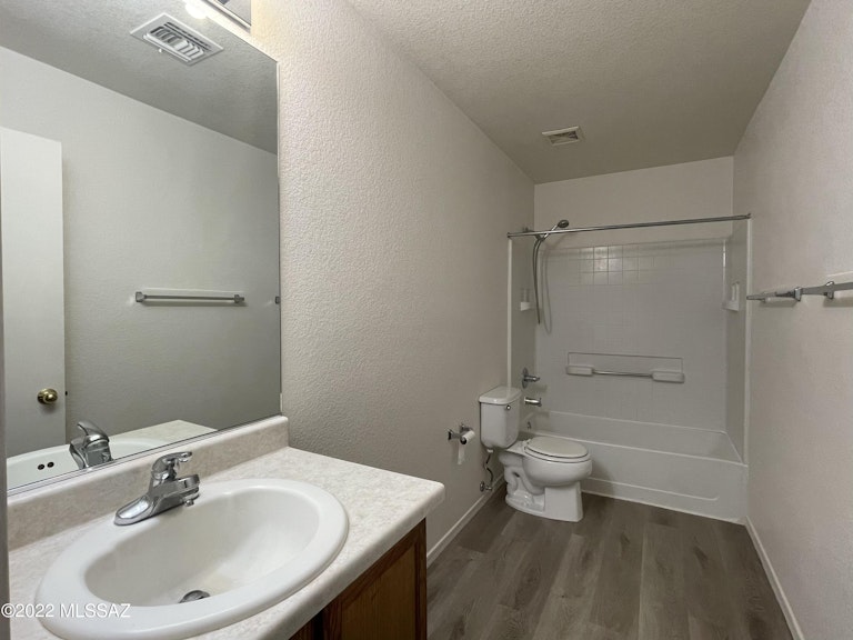 Photo 11 of 19 - 1074 W Sea Urchin St, Tucson, AZ 85704