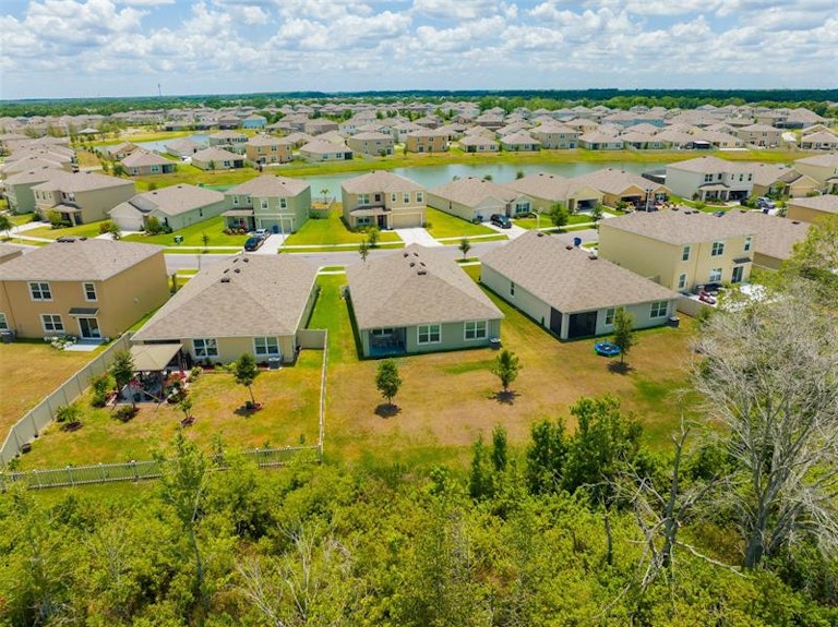 Photo 29 of 34 - 30855 Summer Sun Loop, Wesley Chapel, FL 33545