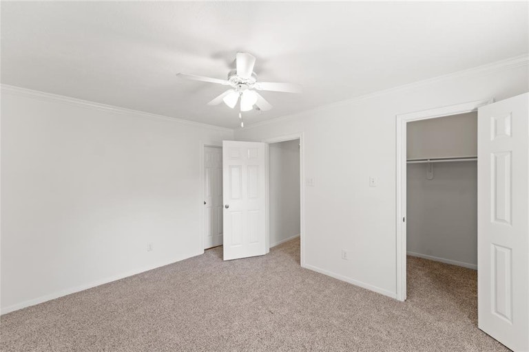 Photo 21 of 26 - 18115 Polo Meadow Dr, Humble, TX 77346