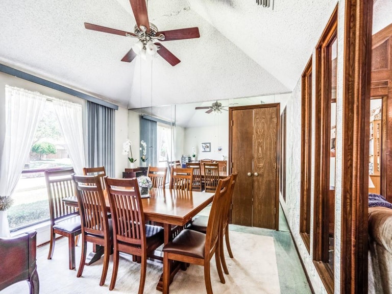 Photo 8 of 30 - 1704 Brazos Trl, Plano, TX 75075
