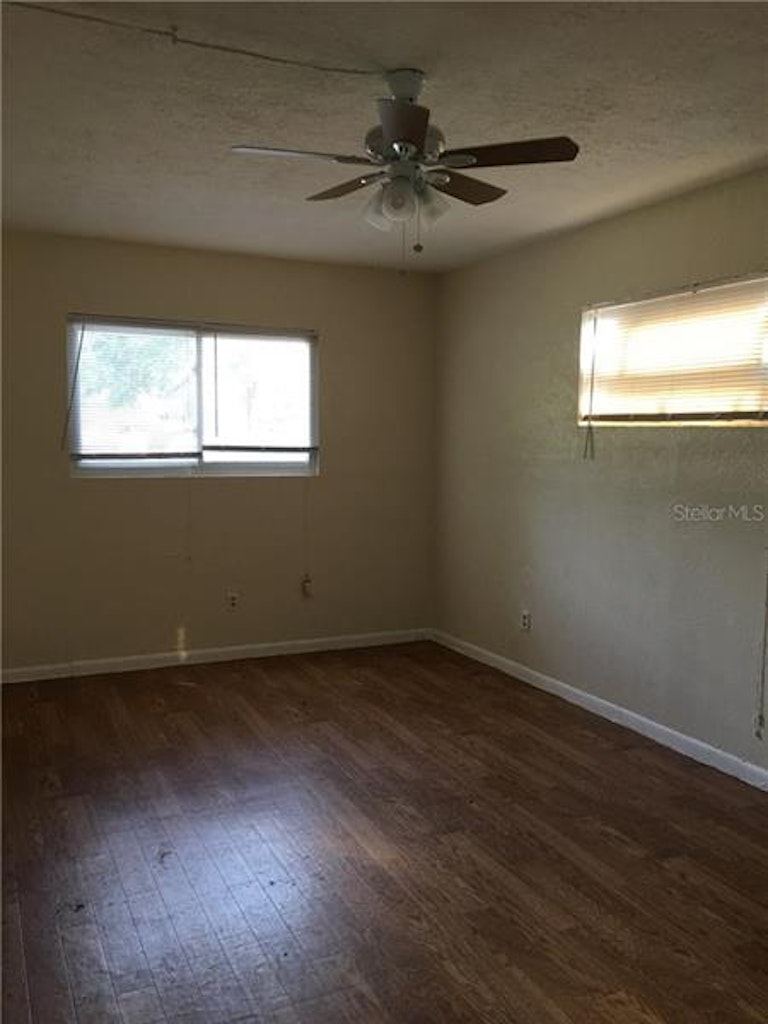 Photo 5 of 18 - 6523 S Himes Ave, Tampa, FL 33611