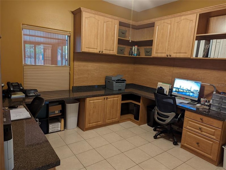 Photo 10 of 12 - 1258 Stoneywood Way, Apopka, FL 32712