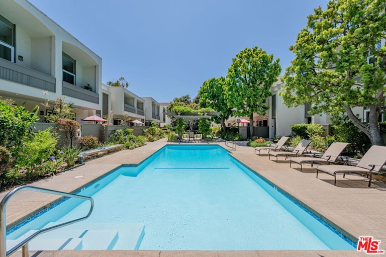 Photo 28 of 38 - 13238 Fiji Way Unit B, Marina Del Rey, CA 90292