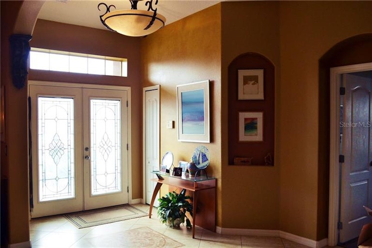 Photo 3 of 24 - 3005 Villa Preciosa Dr, Kissimmee, FL 34744