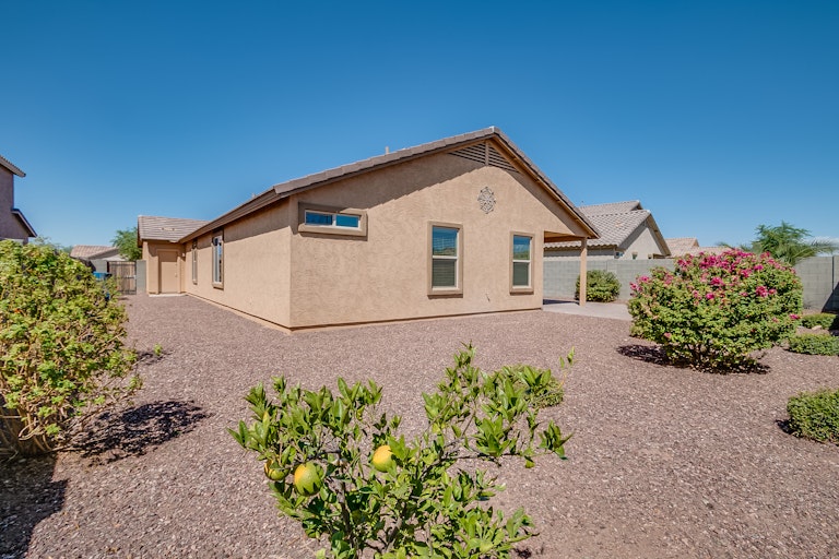 Photo 21 of 25 - 251 S 195th Dr, Buckeye, AZ 85326