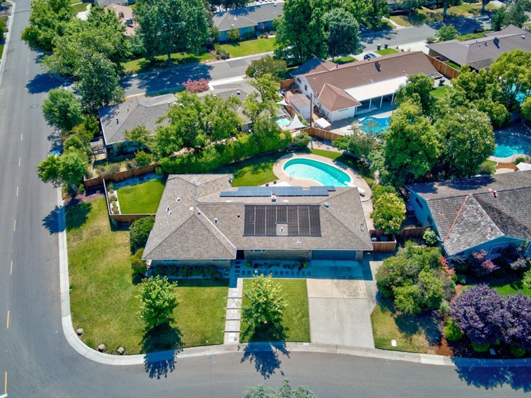 Photo 46 of 68 - 1940 Rolling Hills Rd, Sacramento, CA 95864