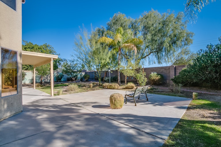 Photo 35 of 35 - 16423 N 39th Pl, Phoenix, AZ 85032
