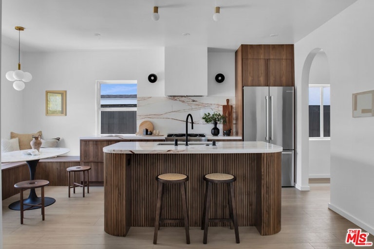 Photo 13 of 54 - 6414 Ruby St, Los Angeles, CA 90042