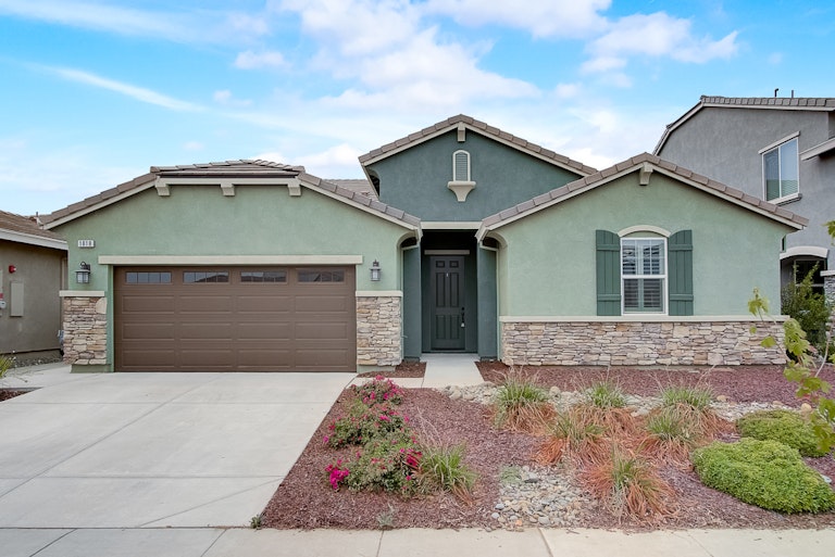 Photo 11 of 33 - 1818 Veneto Way, Lincoln, CA 95648