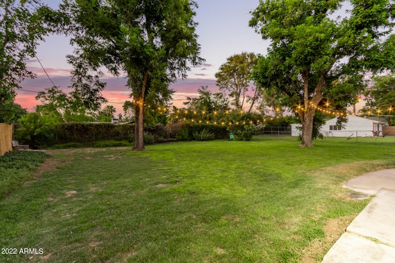 Photo 48 of 68 - 3316 E Mitchell Dr, Phoenix, AZ 85018