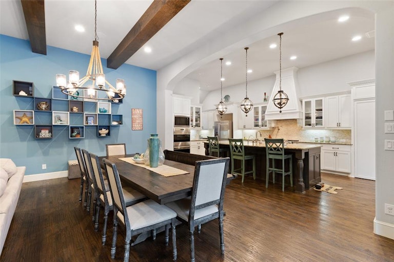 Photo 14 of 40 - 1041 Wagner Way, Lantana, TX 76226