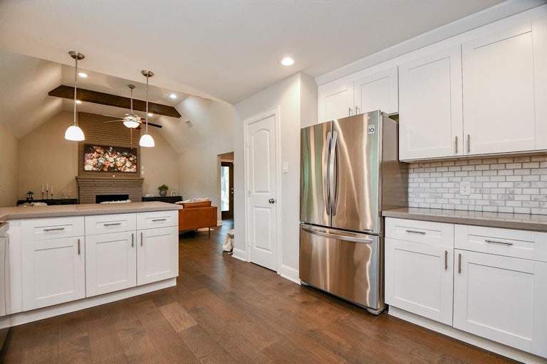 Photo 21 of 49 - 5402 Rutherglenn Dr, Houston, TX 77096