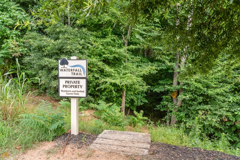 Photo 59 of 67 - 109 Creekview Ln, Canton, GA 30115