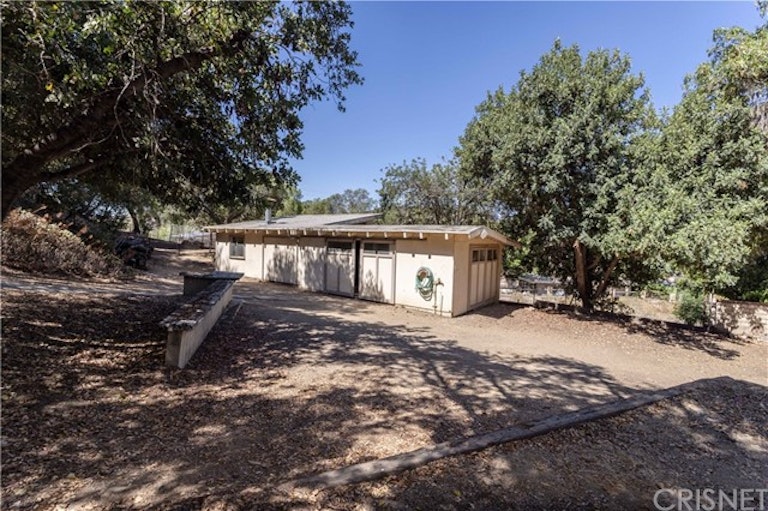 Photo 29 of 35 - 10429 Pearson Pl, Sunland, CA 91040