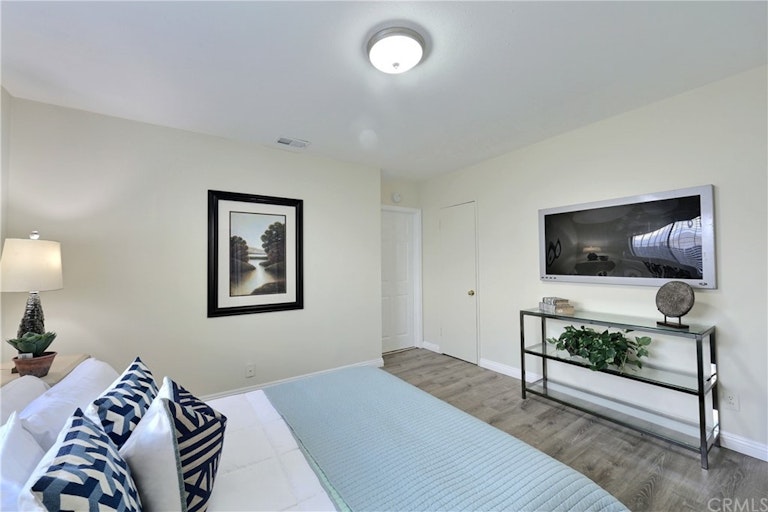 Photo 26 of 46 - 738 S Hollenbeck St, West Covina, CA 91791