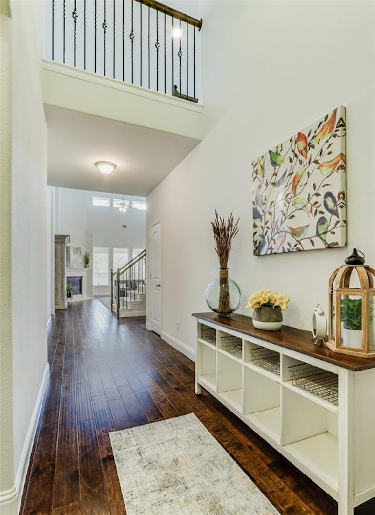 Photo 4 of 35 - 4009 Oyster Creek Ct, Prosper, TX 75078