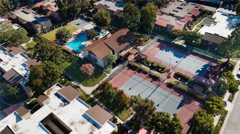 Photo 25 of 25 - 1010 W MacArthur Blvd #136, Santa Ana, CA 92707