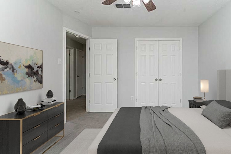 Photo 2 of 25 - 2811 Ashbury Dr, Arlington, TX 76015