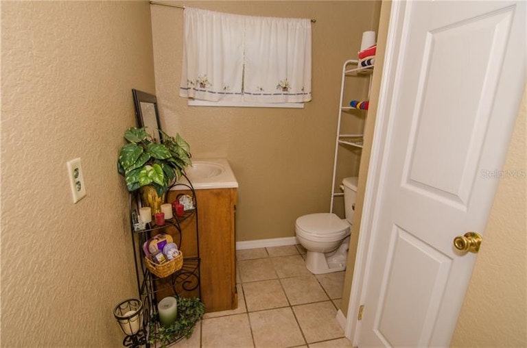 Photo 20 of 25 - 790 N 8th St, Eagle Lake, FL 33839