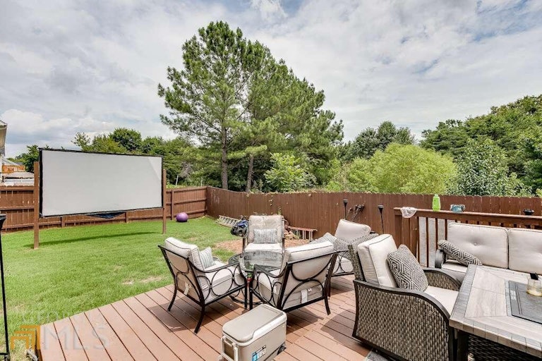 Photo 37 of 41 - 3248 Meadow Point Dr, Snellville, GA 30039