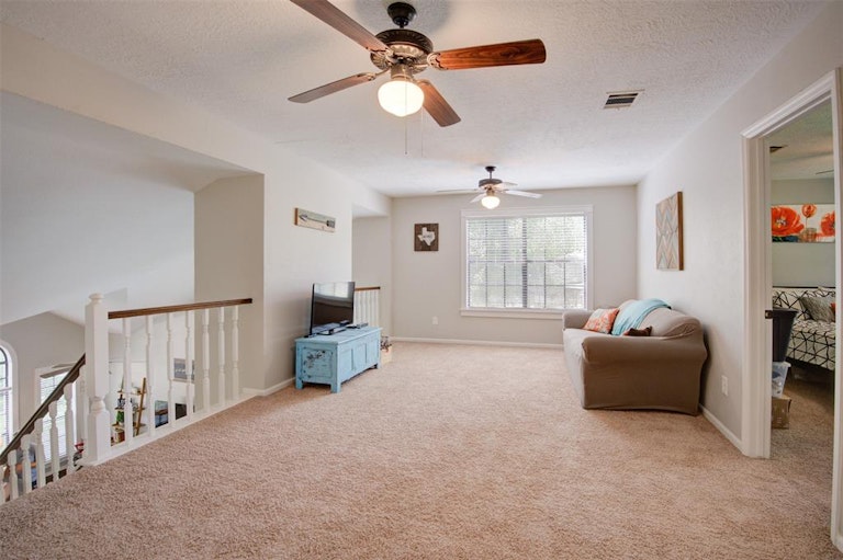 Photo 31 of 48 - 4918 Dobbin Springs Ln, Kingwood, TX 77345
