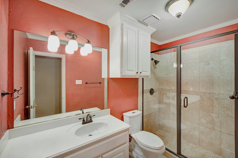 Photo 22 of 24 - 2809 Kingswood Dr, Grapevine, TX 76051
