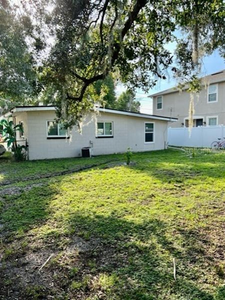 Photo 23 of 23 - 371 S Grant St, Longwood, FL 32750
