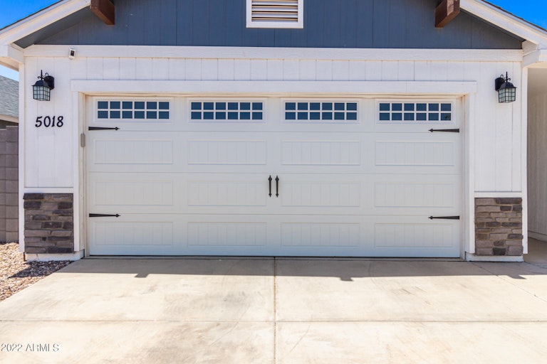 Photo 6 of 40 - 5018 S 23rd Ave, Phoenix, AZ 85041