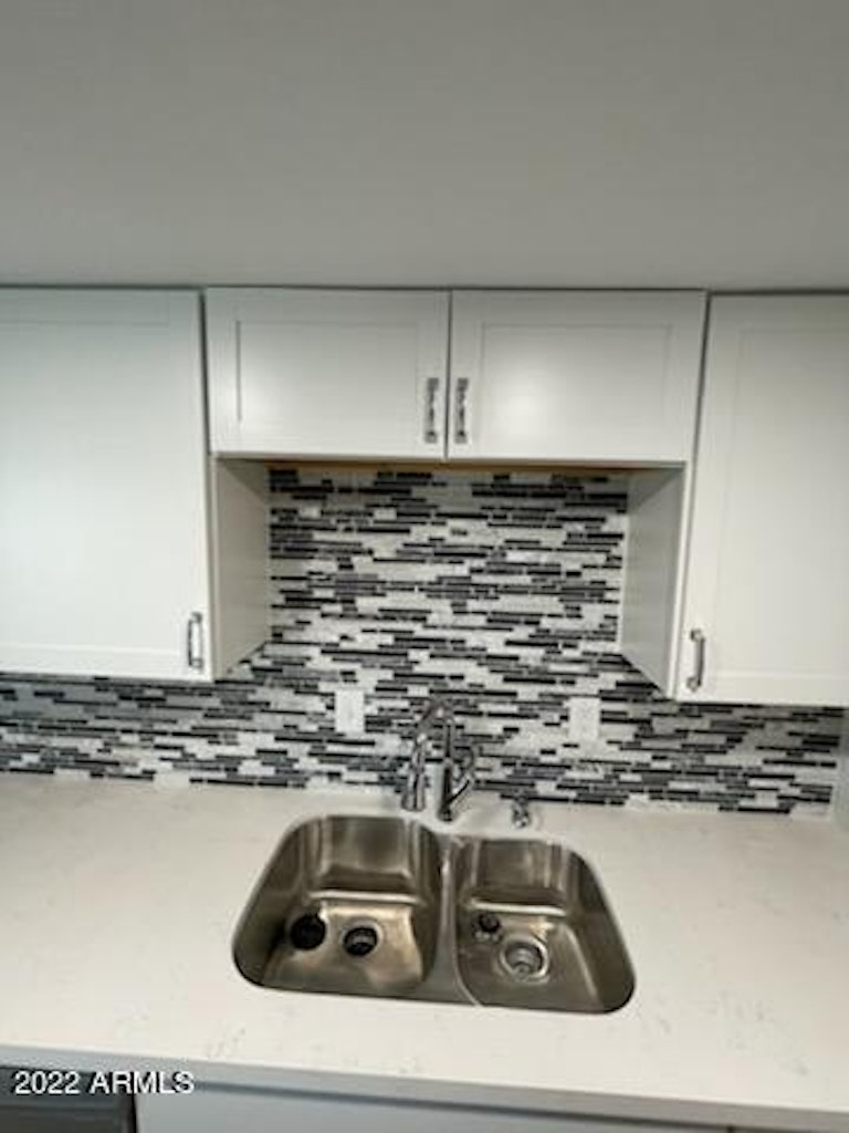 Photo 4 of 11 - 4639 E Southgate Ave, Phoenix, AZ 85040