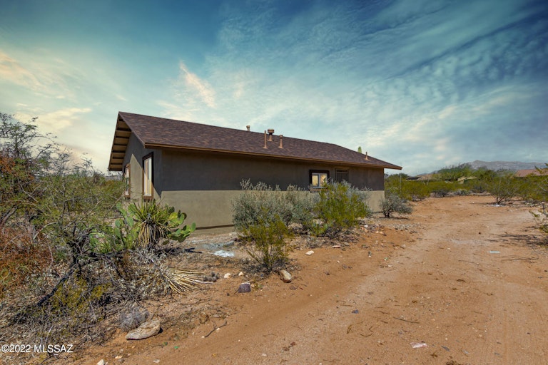 Photo 3 of 23 - 13860 E Fire Dancer Rd, Vail, AZ 85641