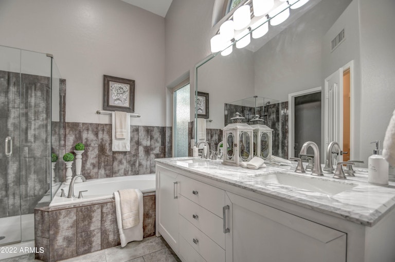 Photo 21 of 108 - 2256 E Tahitian Way, Gilbert, AZ 85234