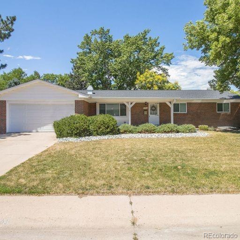 Photo 1 of 30 - 6903 S Jackson Way, Centennial, CO 80122
